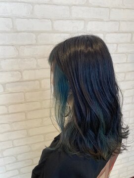 ビス ヘア アンド ビューティー 西新井店(Vis Hair＆Beauty) 10代/20代/ハイトーン/インナーカラー/ブルー
