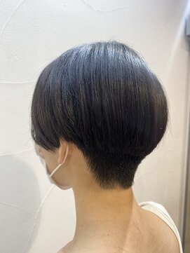 ネオリーブアオバ 高田馬場店(Neolive aoba) 刈り上げハンサムショート