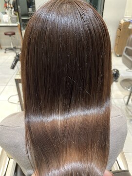 ネオリーブギンザ 銀座店(Neolive GINZA) 酸熱トリートメントで艶髪に