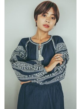 クラン(clan) 暗めカラー/グランマッシュ/デザインカラー/フェイスフレーミン