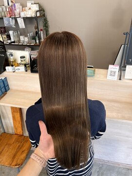 スアバイキキ(SuA by kiki.) 黒髪カタログ/ボブルフ/ネビージュ/ワンレン/[千葉]