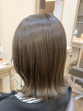 アルターリール(aL ter Rire) 黒髪/ボブルフ/ネビージュ/小顔/ワンレン/福原遼華