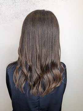 ルフェール ビューティーアンドスパ(REFAIRE beauty&spa) ナチュラルブラウン