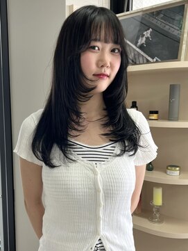 イロウ 天神大名店(IROW) フルバング 顔周りレイヤー レイヤーカット 韓国風レイヤー 艶髪