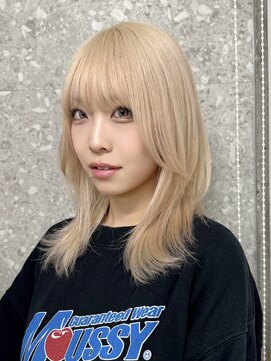 サンク 原宿 表参道(cinq) ミルクティーグレージュ切りっぱなしボブ長めボブナチュラルボブ