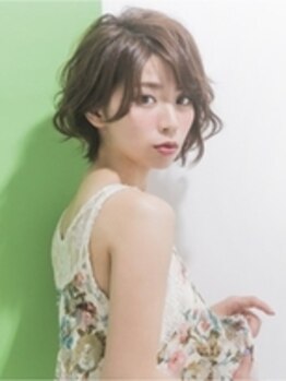 アピューズ ヘアー 三宮(Apiuz Hair)の写真/【三宮駅すぐ】黄金比に合わせた似合わせカットが大人気☆顔周りのおくれ毛も可愛く再現♪