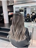 バレイヤージュ、ホワイトグレージュ