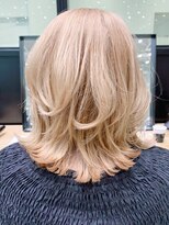 アルバム 銀座(ALBUM GINZA)&nbsp;キャラメルベージュ_ローライトスリークボブ厚めバング_ba289651