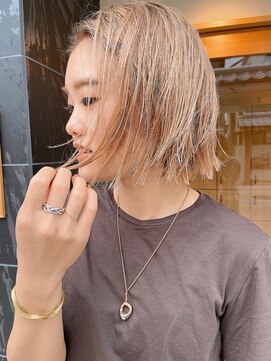 カフネ ジュントス ヨロ(Cafune' juntos YOLO) ホワイトベージュ　パッっとＢＯＢ