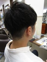 コアフィールフィス(COIFFURE fils) 【見附・今町】清潔感のある刈り上げスタイル