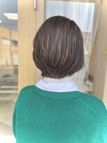 チェシャ(chesha)&nbsp;ハイライトショートボブ