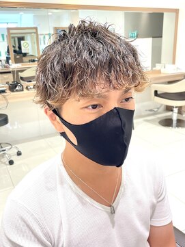 アッシュ 十日市場店(Ash) 王道波巻きパーマスタイル