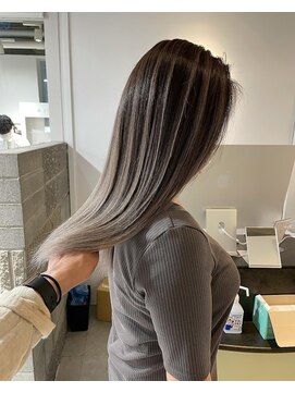 タオ 河原町(Tao) グレーバレイヤージュ