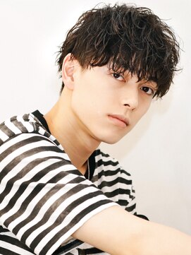 リップス 池袋(LIPPS) 波巻きツイストスパイラルパーマ！【ショアブレイクショート】