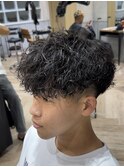 外国人風ヘアスペインカールパーマ h