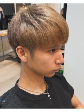 ヴィ 大宮(Vii) ダークアッシュ/カルマパーマ/アッシュブラック[メンズ/大宮]