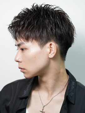 プルーブトウキョウ 渋谷(PROVE TOKYO) ハーフアップバングツーブロ刈り上げ短髪