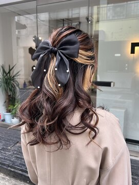 スミ(sumi) ハーフアップスタイル