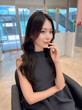 クム(kumu) 【kumu】ロングレイヤー/顔周りカット/栄/名古屋