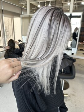 リア 布施店(Lia) アンブレラカラー