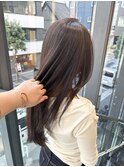 オリーブベージュ