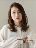 オリーブカラー外ハネミくびれミディ