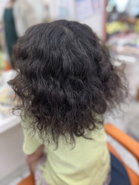 ビューティーサロンフレンド 泡瀬店 ストレートパーマ