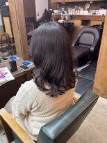 ロルド シェリ(Rold Cheri)&nbsp;【山本智文】コテ巻き風パーマミディアムヘア