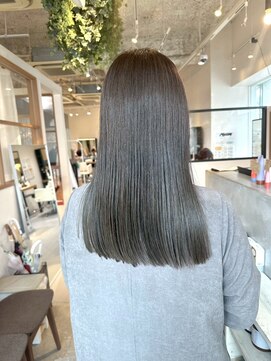 マッシュ グランバーズ 布施(MASHU GRANDVASE) 【東大阪布施】くすみたっぷり秋先取り！カーキグレー