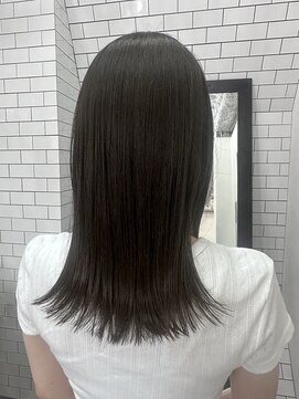 レガーレ(Legare) ツヤと柔らかさを両立する髪質改善美還元トリートメント