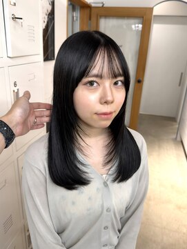 ミーナ バイ アーバン(Meena by urban.) 【Meenaハザマ】キレイにつながるレイヤーが今っぽいミディ