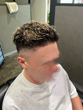 ワンラッキー(ONE LUCKY) 極道パーマ