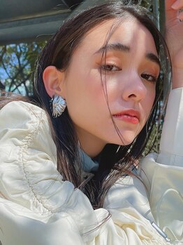 ラモードイワイ 遠鉄百貨店(La Mode IWAI)の写真/【遠鉄百貨店新館7階】髪の奥深くまで浸透!髪のダメージや状態を見極め薬剤を選定*美髪と育毛を促します*