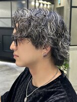 ロンドオム 池袋(Lond Homme)&nbsp;men's/メンズ/メンズカット/韓国/黒染/顔周り/マッシュ/池袋