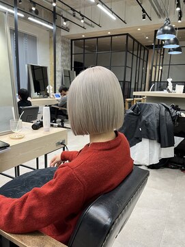 エレン(E L E N) ホワイトボブ