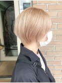 ブロンドベージュショート