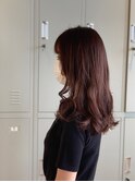 かわいさと大人っぽさ、両方かなえるピンクブラウン