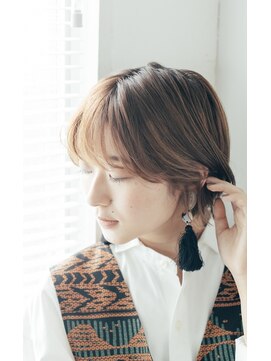 プランツ ヘアサロン(Plants HAIR SALON by GEORGE) 耳かけショートで大人っぽさ倍増　ショコラベージュカラー