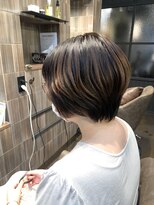 アクアヴィタエ(Aqua vitae) 癖毛活かしたショートスタイル