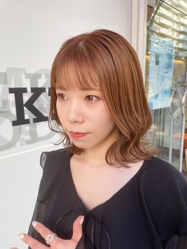 アムール(Amour) くびれミディ♪【インナーカラー/イヤリングカラー/八王子】