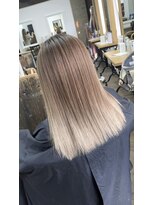 ユートピア(U topia) バレイヤージュ/ハイライト/メルティカラー/ビタミンカラー