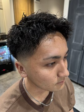 エイトメン 博多店(EIGHT MEN) 【ショート×ピンパーマ】