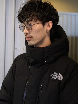 ハイドゥンシーク(HiDE&SEEK)の写真/【パーマは王道？ナチュラル？野暮ったく？全部叶えます！】最新パーマで朝のセットが楽にハイクオリティ！