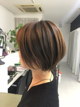 エクロジエ 鳴門店 ショートボブ