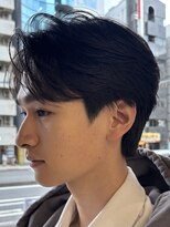 カルム(kalm)&nbsp;メンズセンターパートウルフセンターパートニュアンスパーマ襟足