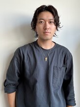 シー.(SHE.) 松尾 拓也