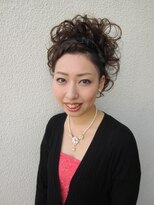 美容室イーナ(e na)&nbsp;編み込みカールアップ