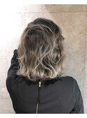 バレイヤージュ ハイライト シルキーベージュ 新宿 美容室