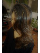 ヘアーアンドメイク フラット ヒルズ(Hair&Make FLAT HILLS) ハイライト＋カラートリートメント・ゴージャススタイル。。。