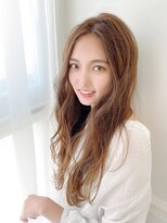 ソワリー 栄(THOiRY)&nbsp;小顔カットが得意なスタイリストby坂元